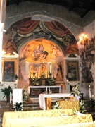 Navata centrale del Santuario Madonna di Ceri, Madre di misericordia